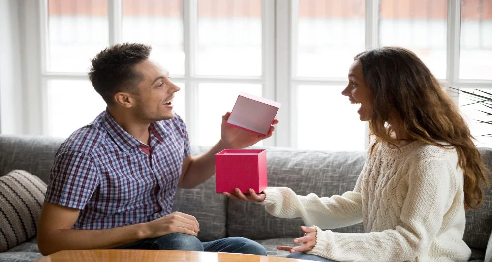 como dividir gastos pareja casa espontaneidad