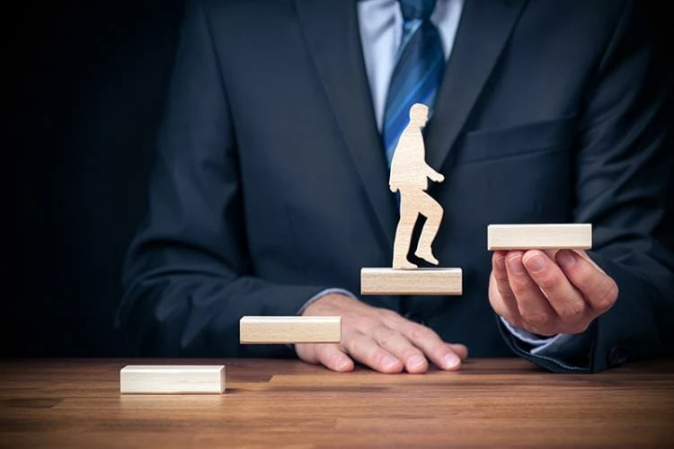 Descubre 5 beneficios del mentoring